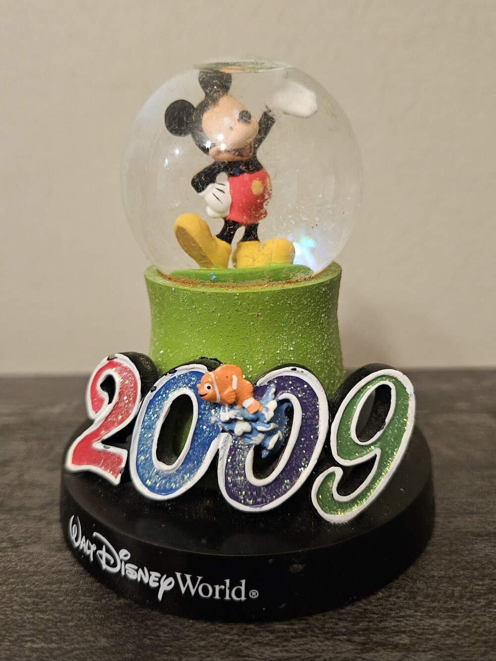 Walt Disney World 2009 Mickey Mouse & Nemo Mini Snow Globe